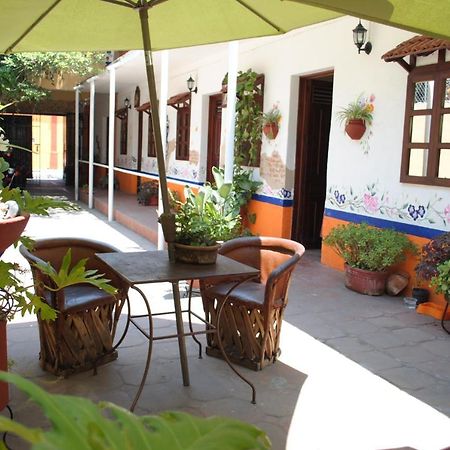 La Hacienda Tlaquepaque Hotel Exterior photo